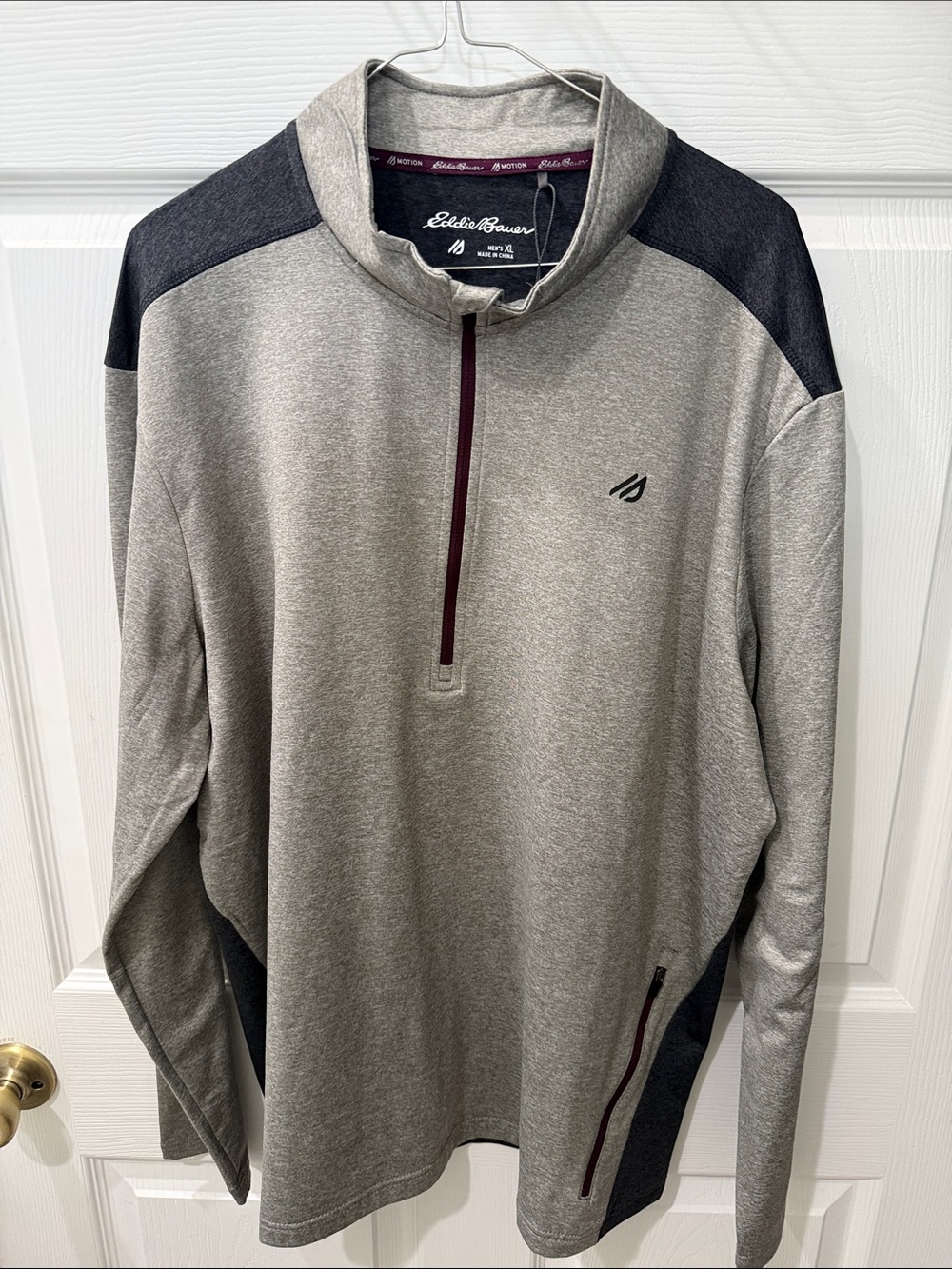 Eddie Bauer Gray and Dark Charcoal 1/4 Zip Lightweight Pullover